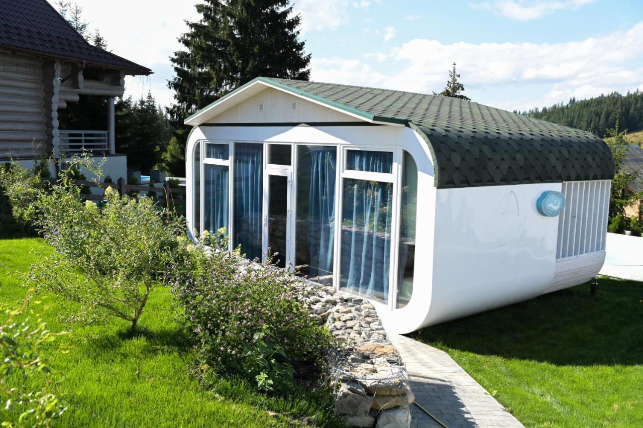 Space Place Yablunytsya Esterno foto