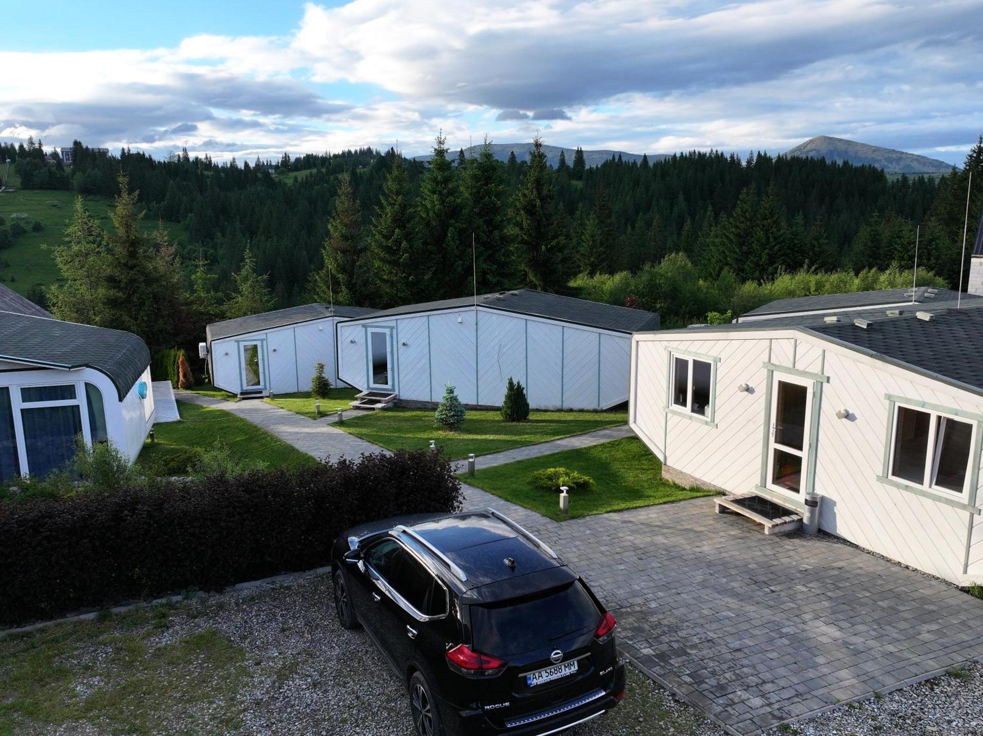 Space Place Villa Yablunytsya Esterno foto